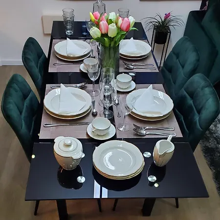 Mirka & Franck Aircon Clim, Chic, Parking Free, Avantages Packs Bookables كولمار