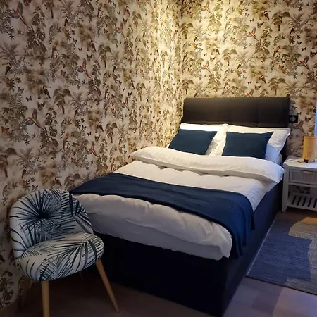 Mirka & Franck Aircon Clim, Chic, Parking Free, Avantages Packs Bookables