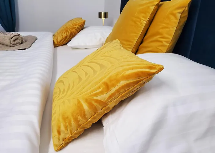 Mirka & Franck Aircon Clim, Chic, Parking Free, Avantages Packs Bookables *