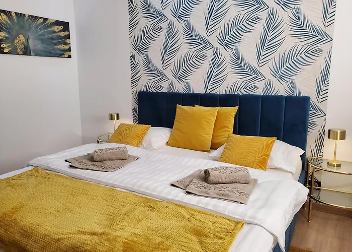 Mirka & Franck Aircon Clim, Chic, Parking Free, Avantages Packs Bookables Daire *