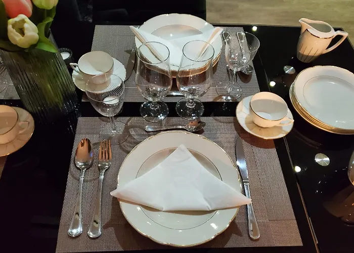 Daire Mirka & Franck Aircon Clim, Chic, Parking Free, Avantages Packs Bookables