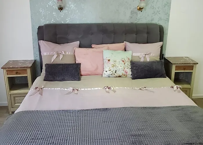 Mirka & Franck Aircon Clim, Chic, Parking Free, Avantages Packs Bookables Colmar