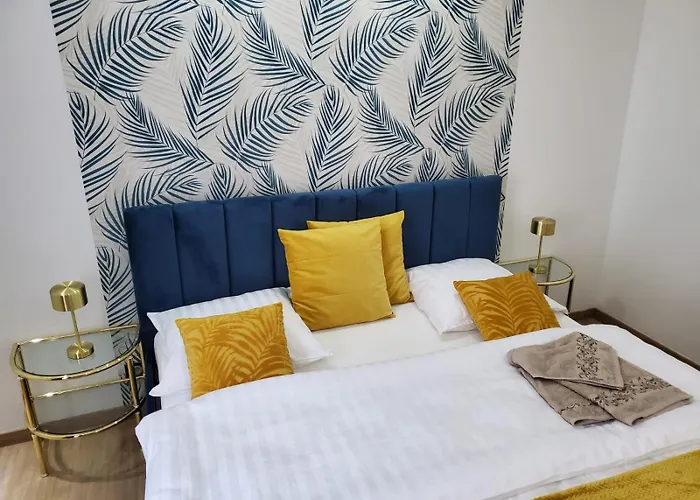 Mirka & Franck Aircon Clim, Chic, Parking Free, Avantages Packs Bookables